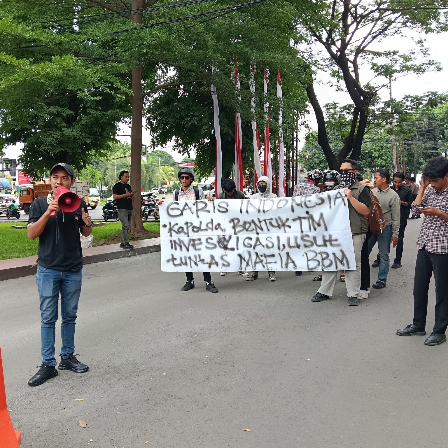 GARIS INDONESIA: NEGARA TAK BOLEH BERLINDUNG DI BALIK SERAGAM SAAT MAFIA ENERGI BERKUASA!