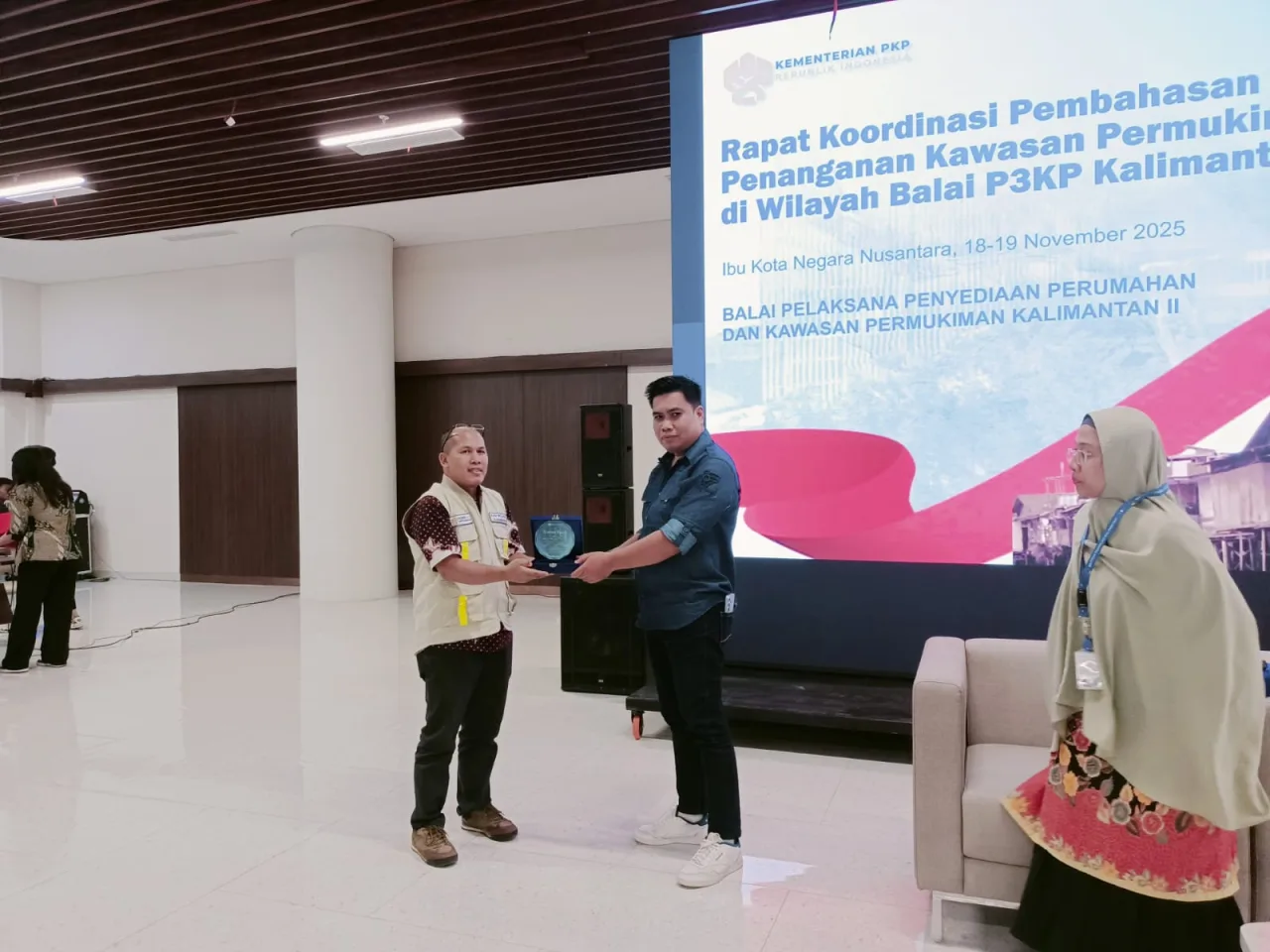 Dosen FISIP UNMUL Bahas Penanganan Permukiman Kumuh Kalimantan II