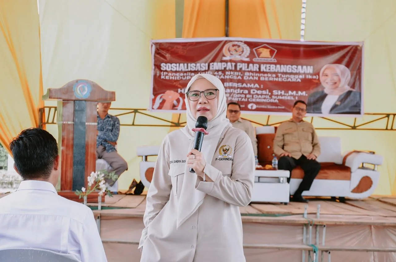 Anggota MPR RI Kartika Sandra Desi Gelar Sosialisasi Empat Pilar Kebangsaan di SMK Negeri 1 Babat Supat