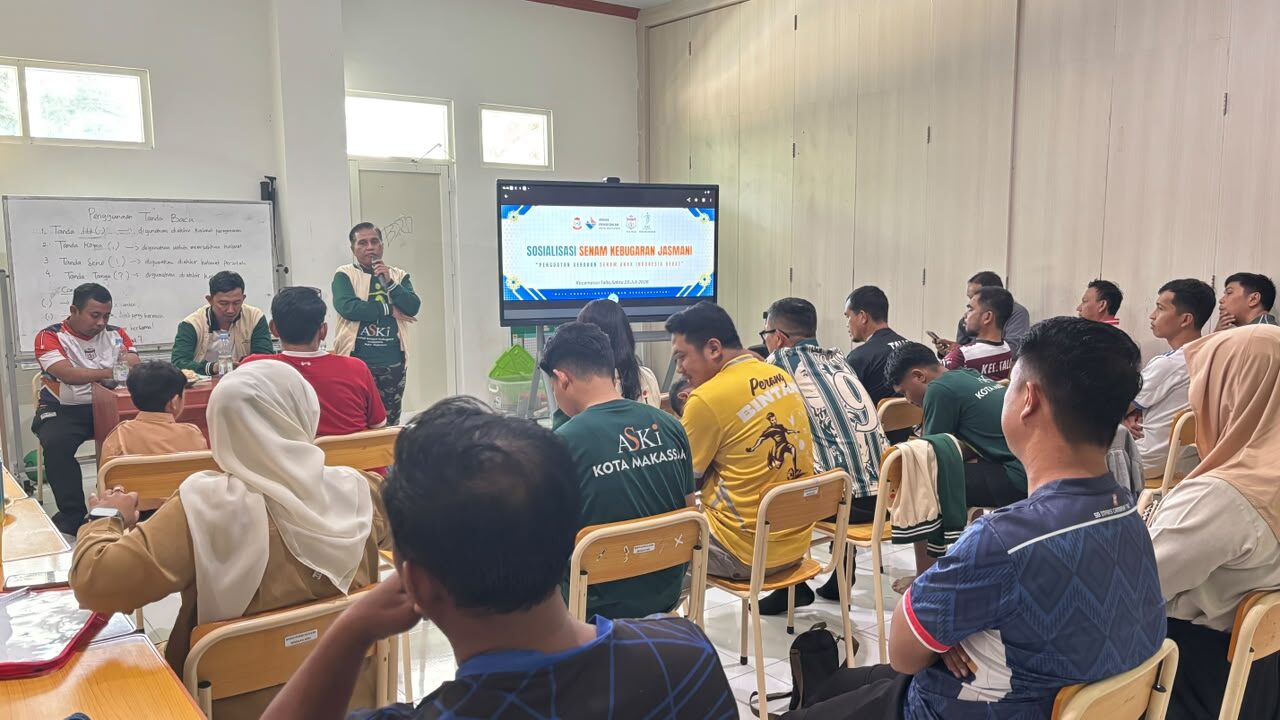 Guru PJOK se-Kecamtan Tallo Ikuti Sosialisasi Penguatan Gerakan Senam Kebugaran Jasmani, Siap Sukseskan Senam Anak Indonesia Hebat di Sekolah Dasar